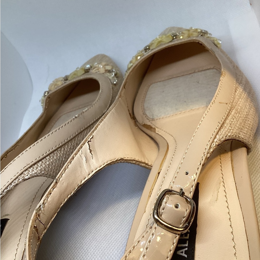 NEW ALEX MARIE Cream & Yellow Floral Flats - Picture 7 of 10